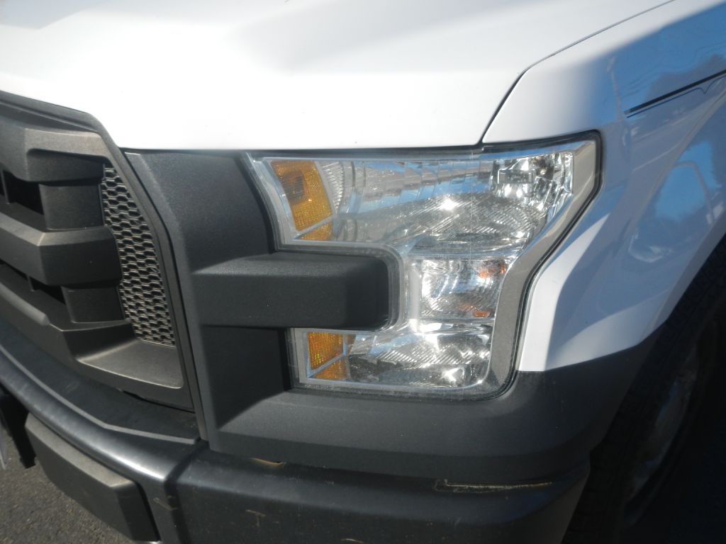 Ford F-150 XL 8-ft. Bed 2WD 2016