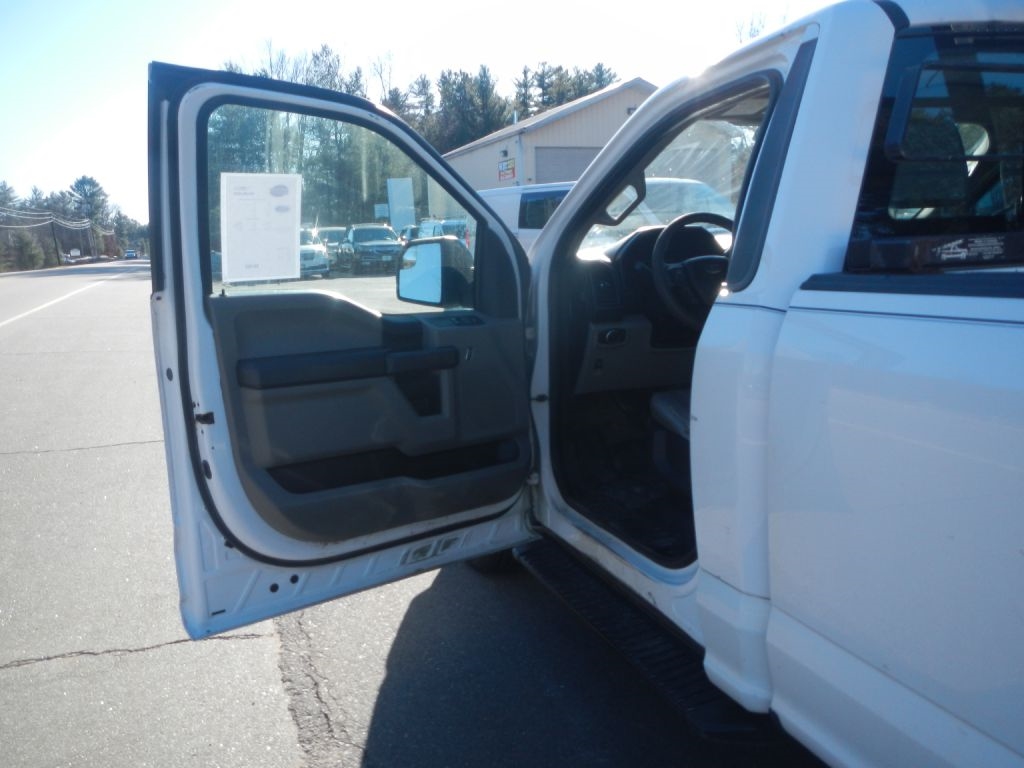 Ford F-150 XL 8-ft. Bed 2WD 2016