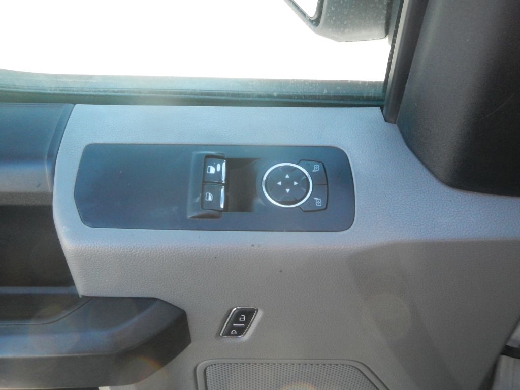 Ford F-150 XL 8-ft. Bed 2WD 2016