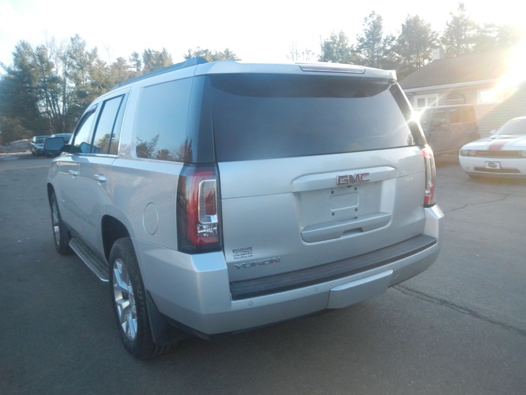 GMC Yukon SLT 4WD 2015