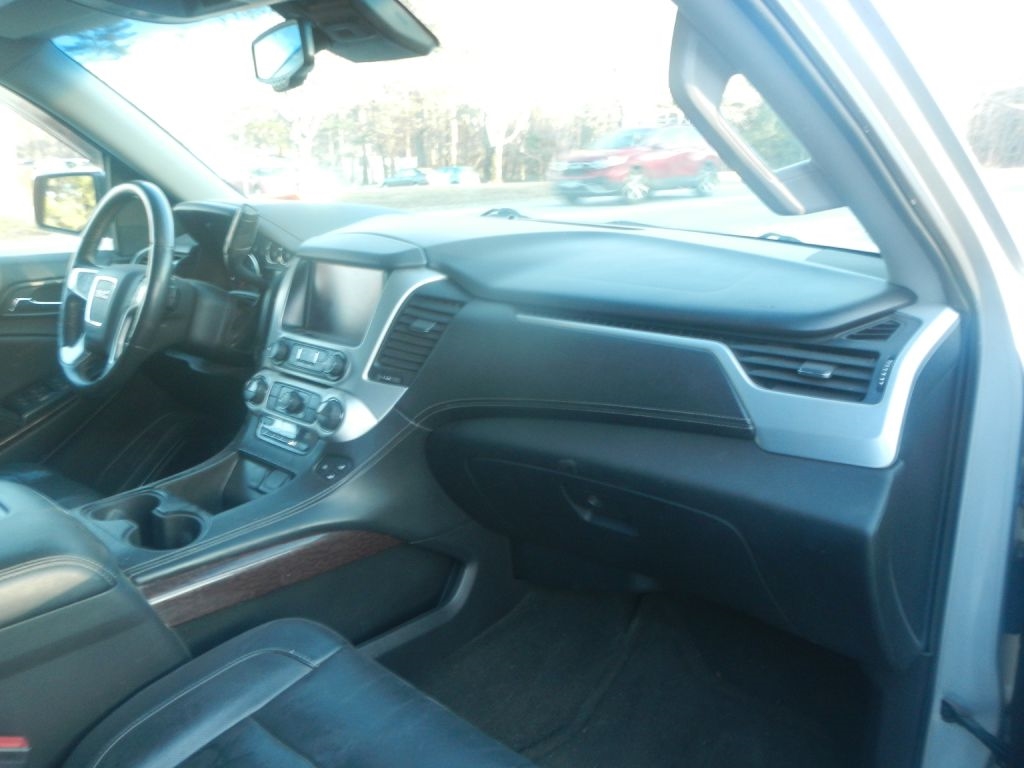 GMC Yukon SLT 4WD 2015