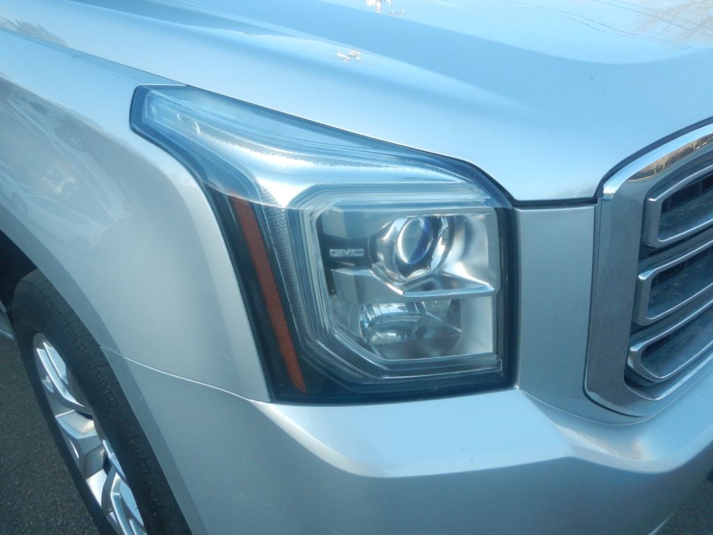 GMC Yukon SLT 4WD 2015