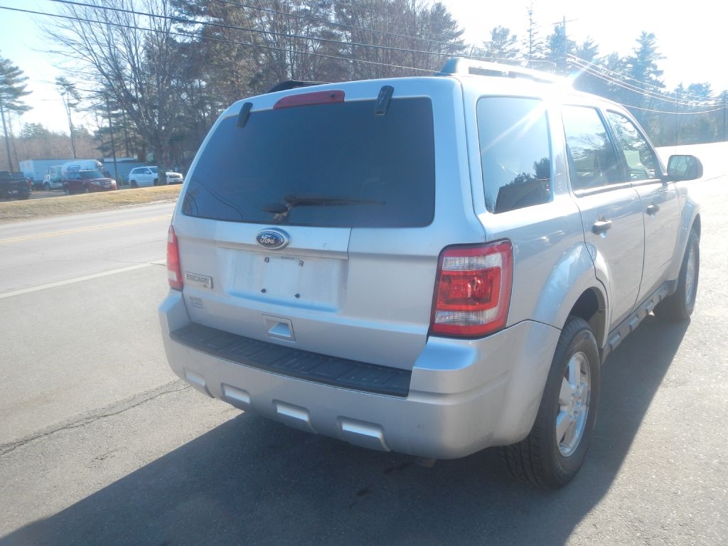 Ford Escape XLT 4WD 2012