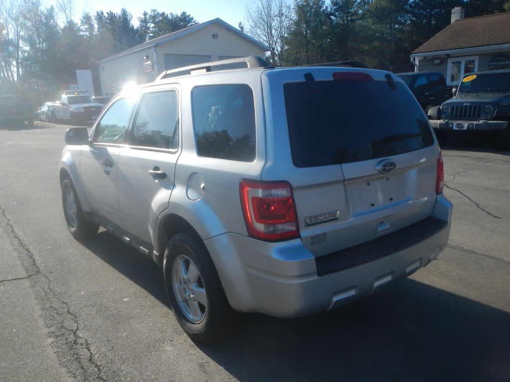 Ford Escape XLT 4WD 2012