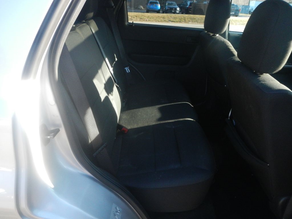 Ford Escape XLT 4WD 2012