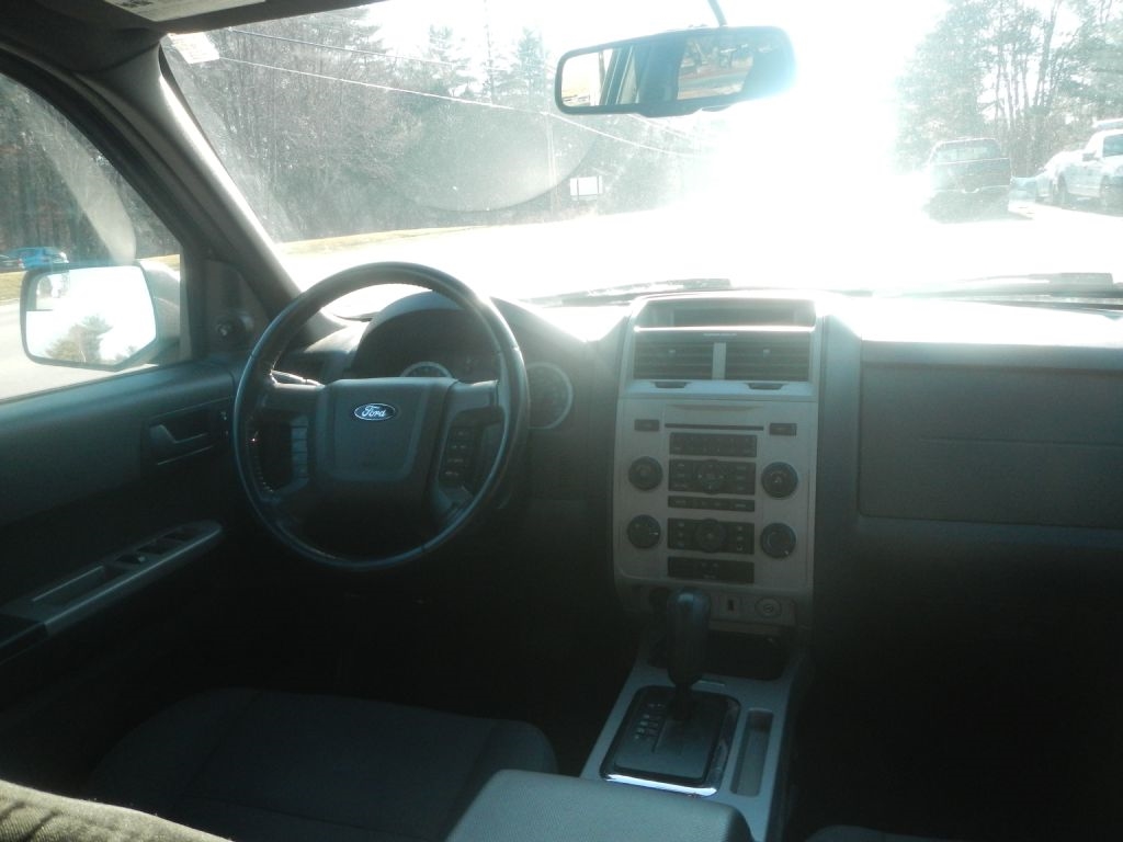 Ford Escape XLT 4WD 2012