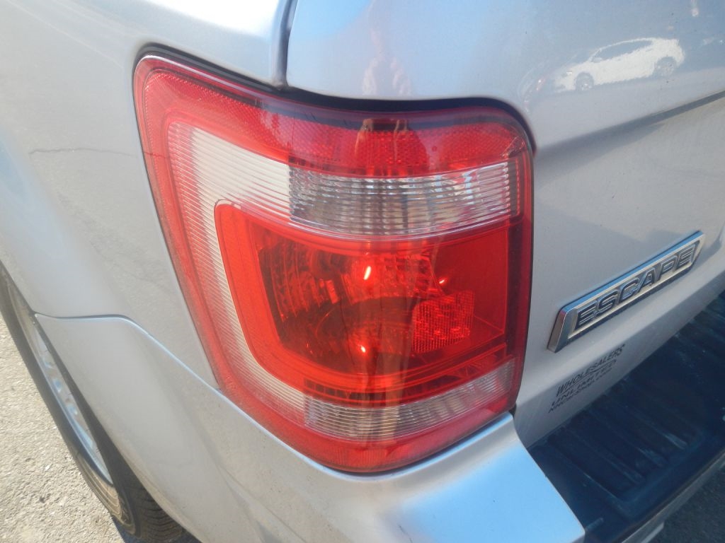 Ford Escape XLT 4WD 2012