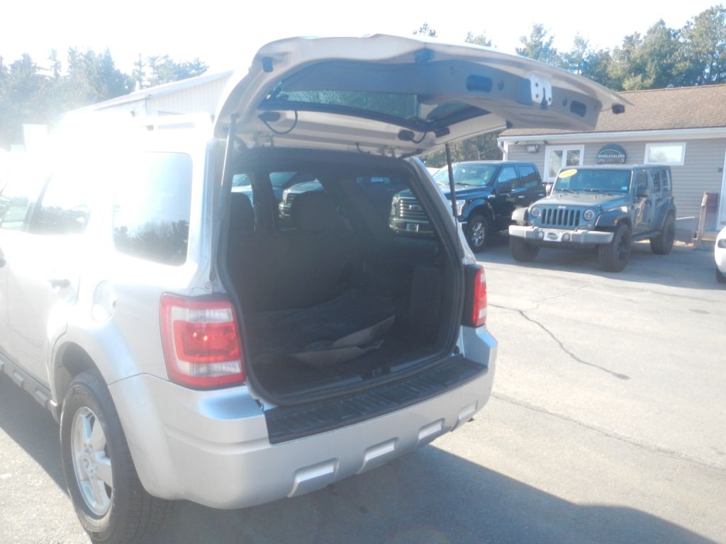 Ford Escape XLT 4WD 2012