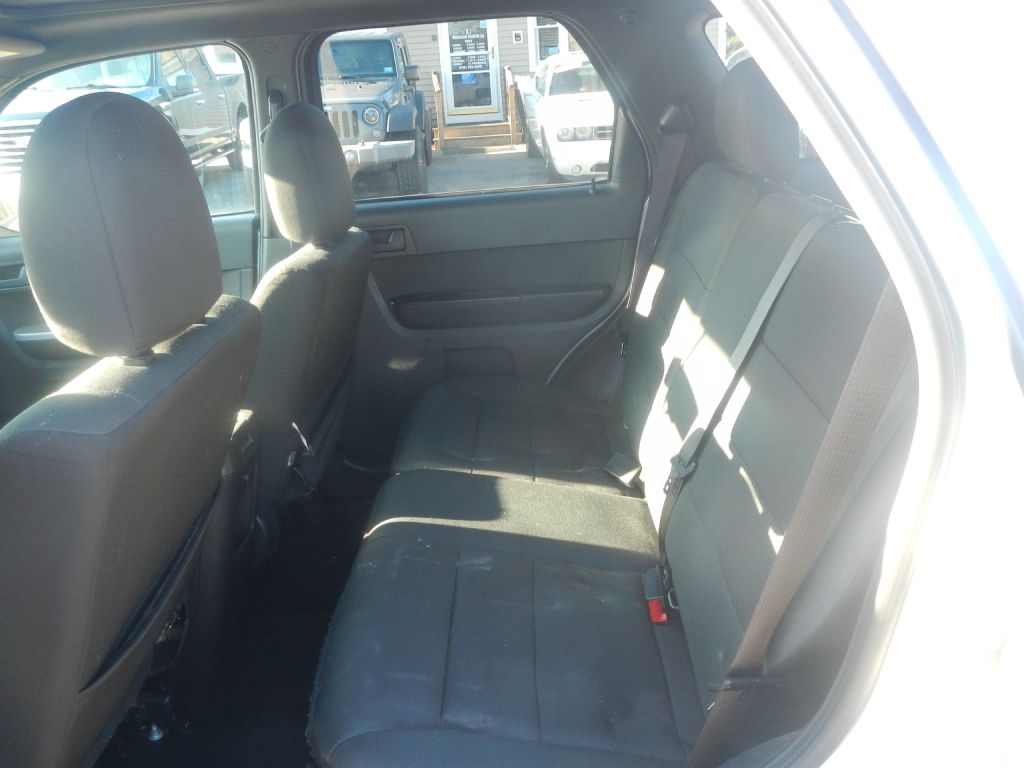 Ford Escape XLT 4WD 2012