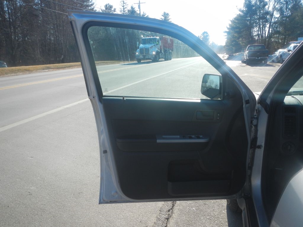 Ford Escape XLT 4WD 2012