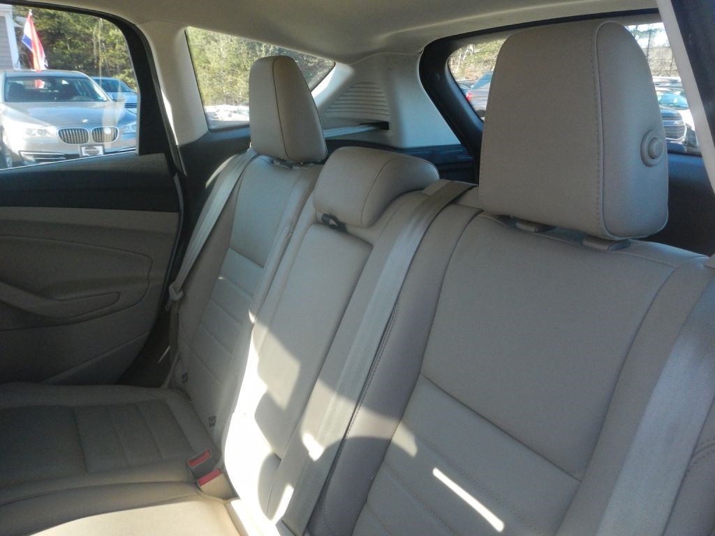 Ford C-Max Hybrid SEL 2016