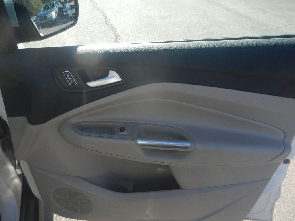 Ford C-Max Hybrid SEL 2016