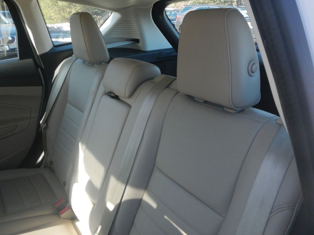 Ford C-Max Hybrid SEL 2016