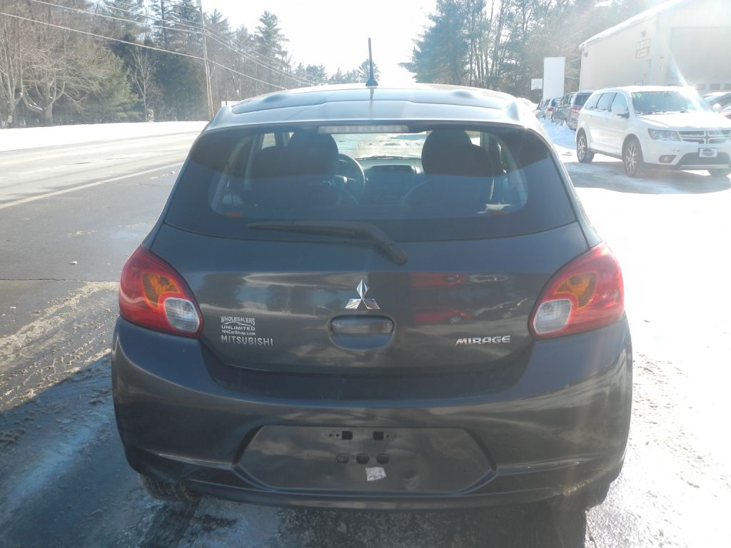 Mitsubishi Mirage ES 2015