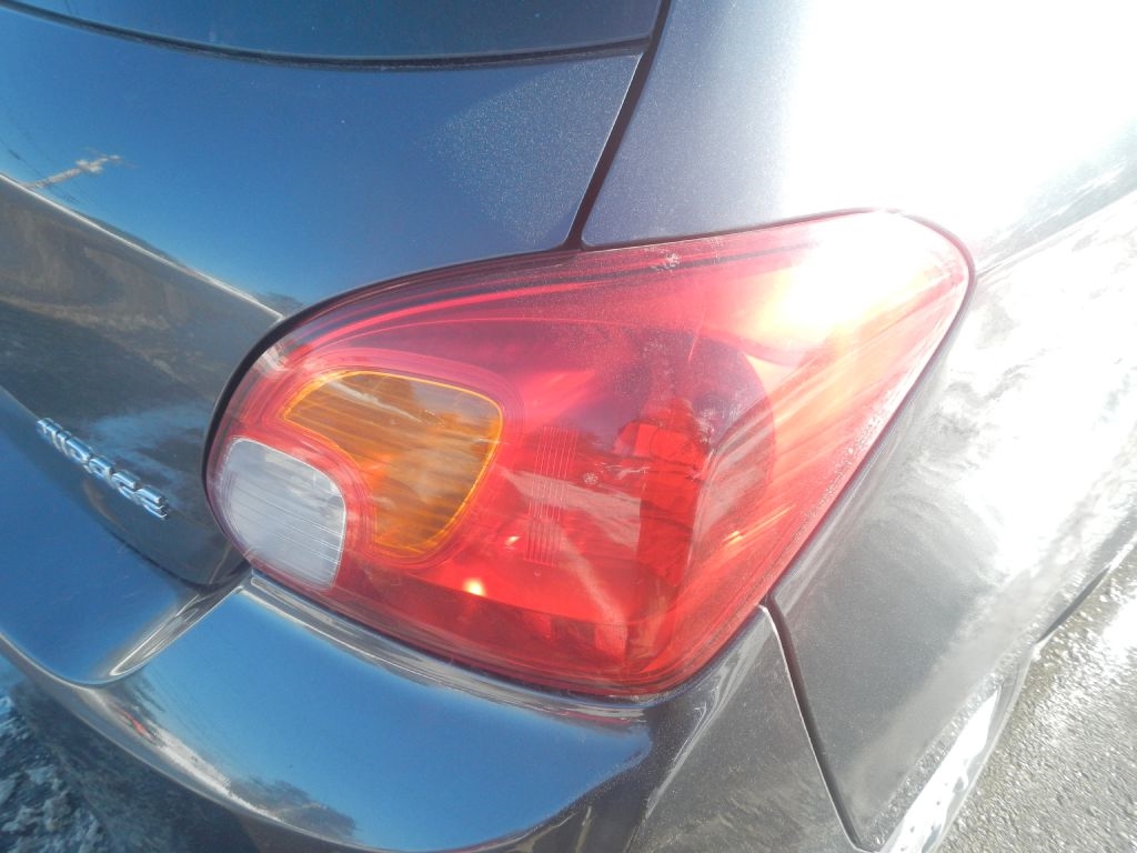 Mitsubishi Mirage ES 2015