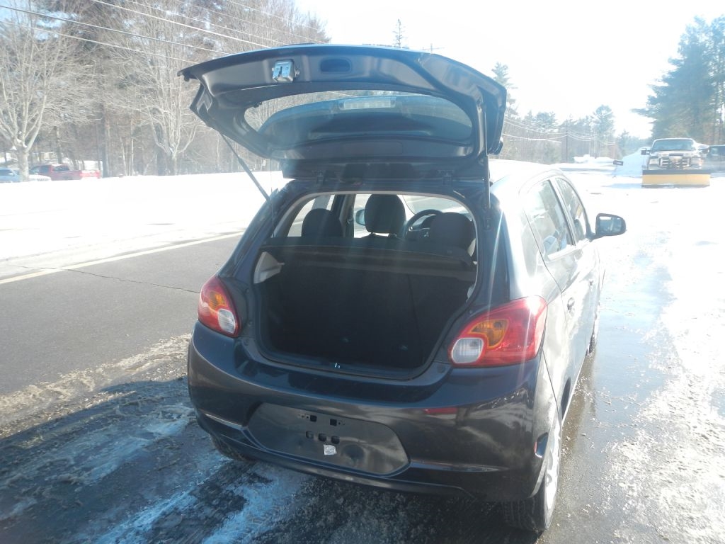 Mitsubishi Mirage ES 2015