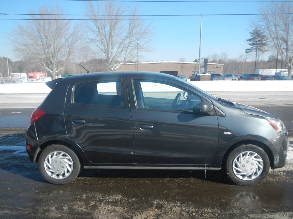 Mitsubishi Mirage ES 2015