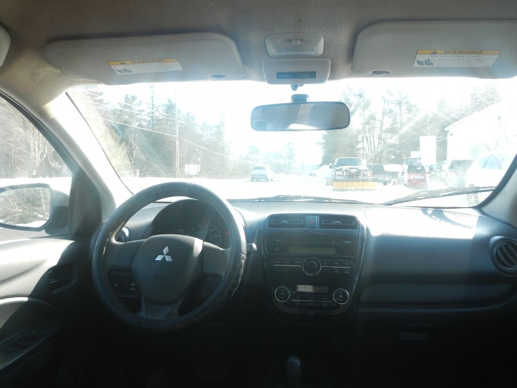 Mitsubishi Mirage ES 2015