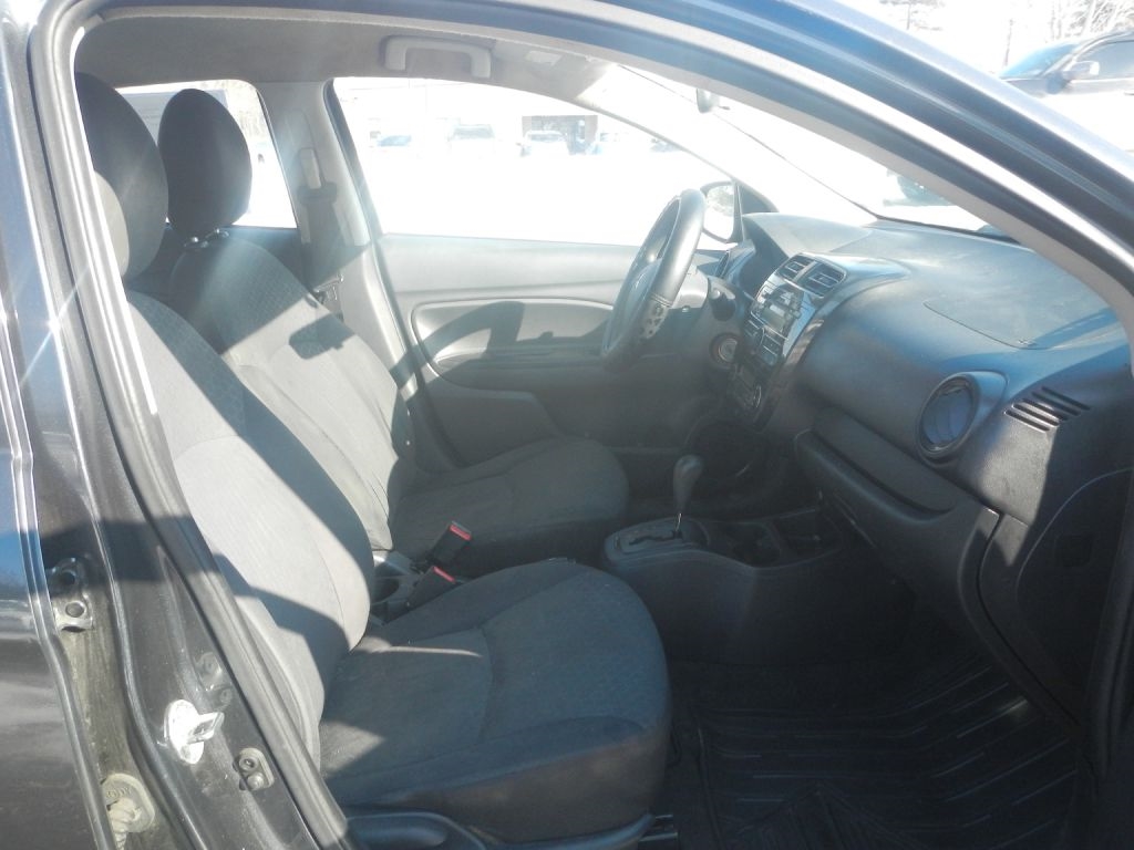 Mitsubishi Mirage ES 2015