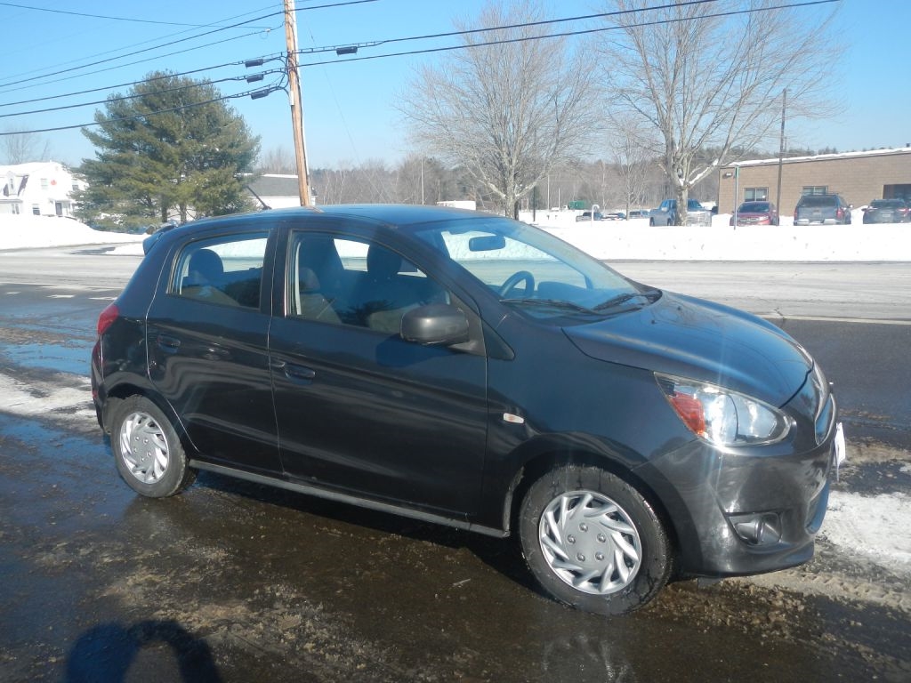 Mitsubishi Mirage ES 2015