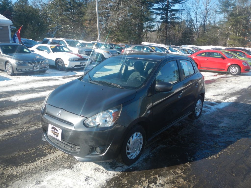 Mitsubishi Mirage ES 2015