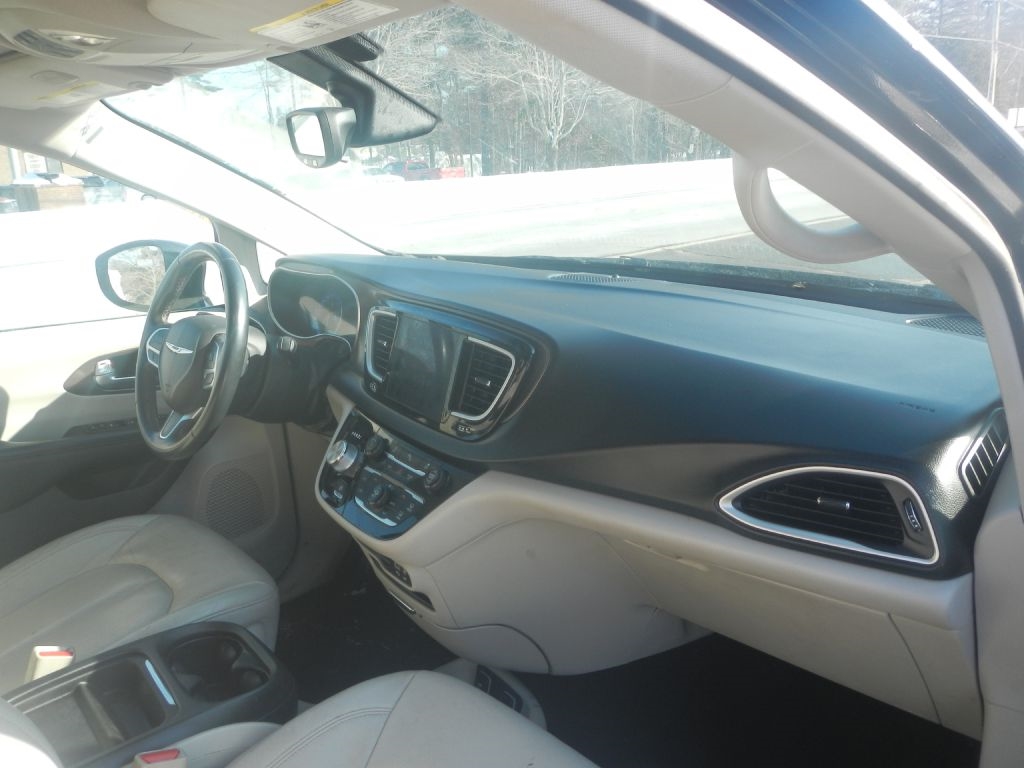 Chrysler Pacifica Touring-L 2018