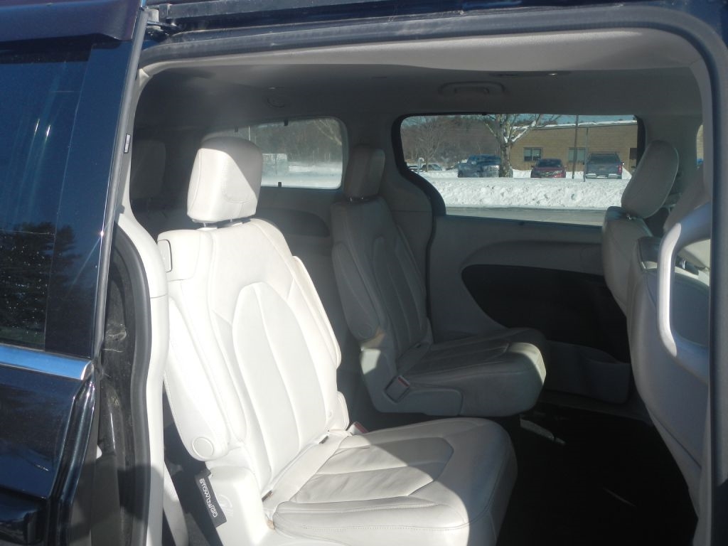 Chrysler Pacifica Touring-L 2018