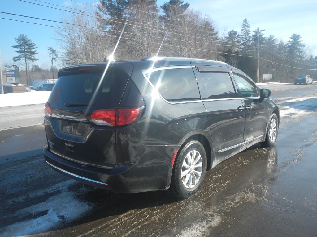 Chrysler Pacifica Touring-L 2018