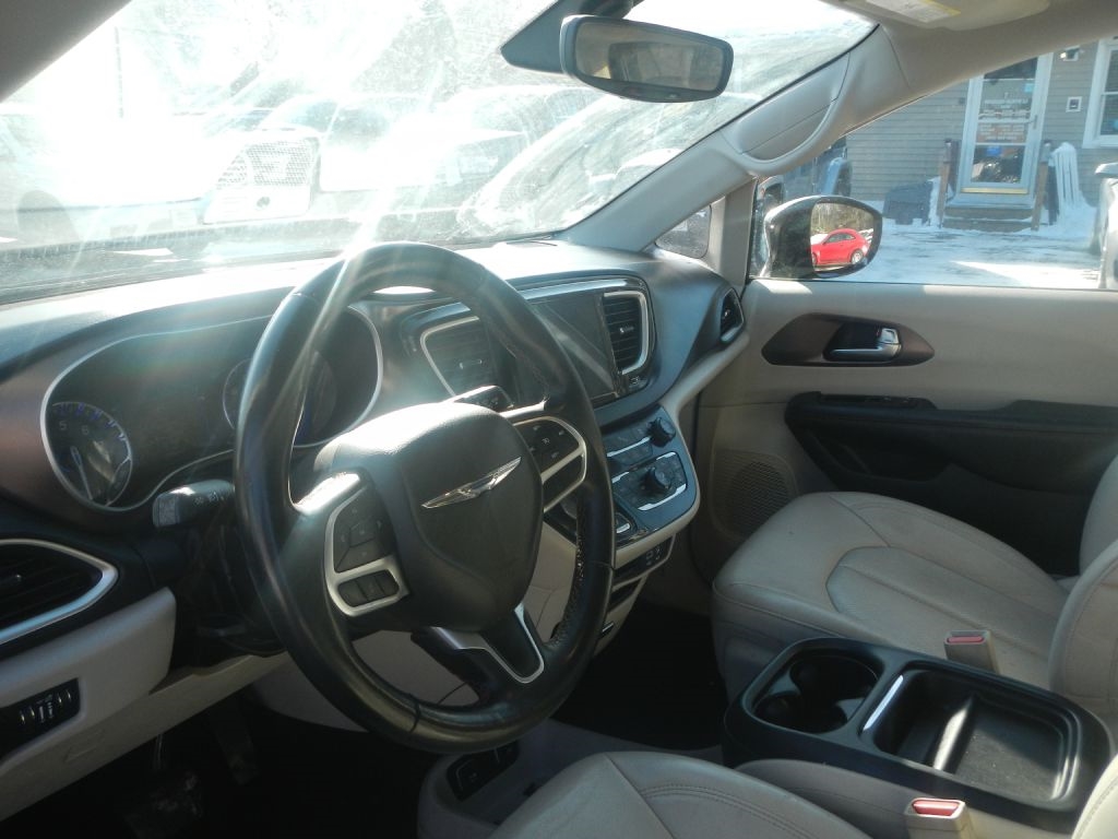 Chrysler Pacifica Touring-L 2018