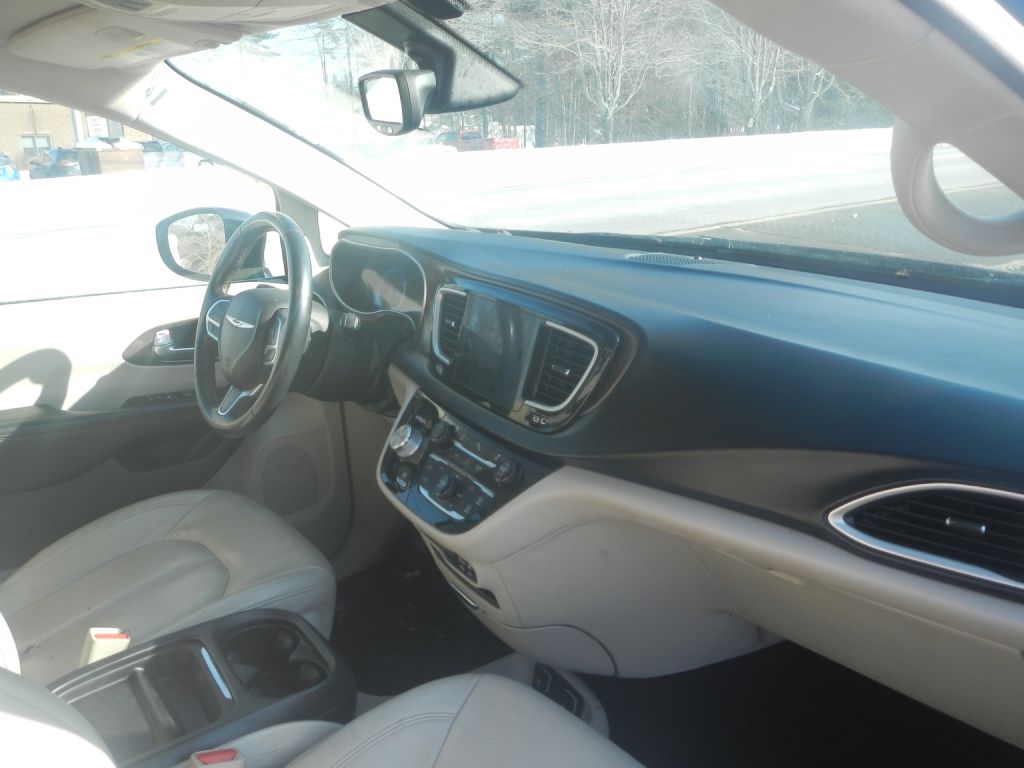 Chrysler Pacifica Touring-L 2018