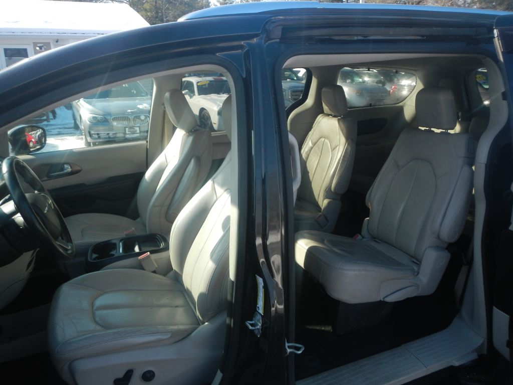 Chrysler Pacifica Touring-L 2018