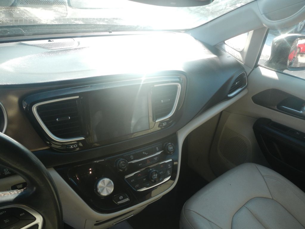 Chrysler Pacifica Touring-L 2018