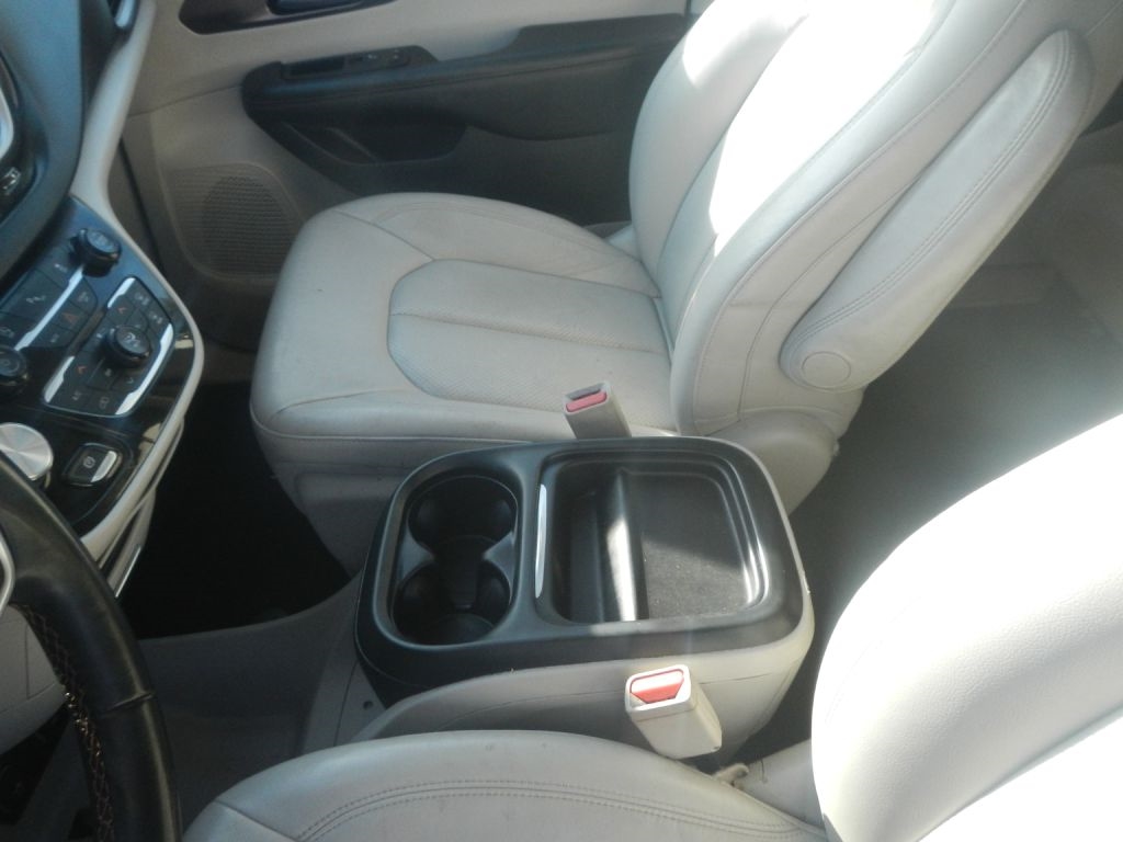 Chrysler Pacifica Touring-L 2018