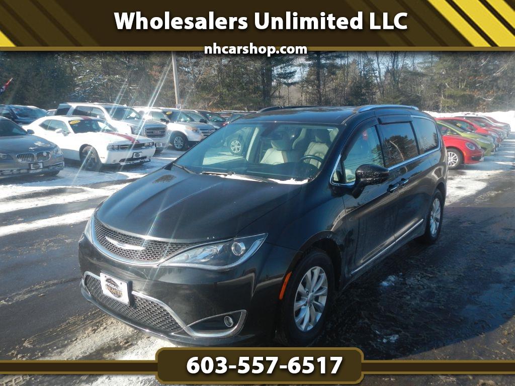 2018 Chrysler Pacifica Touring-L