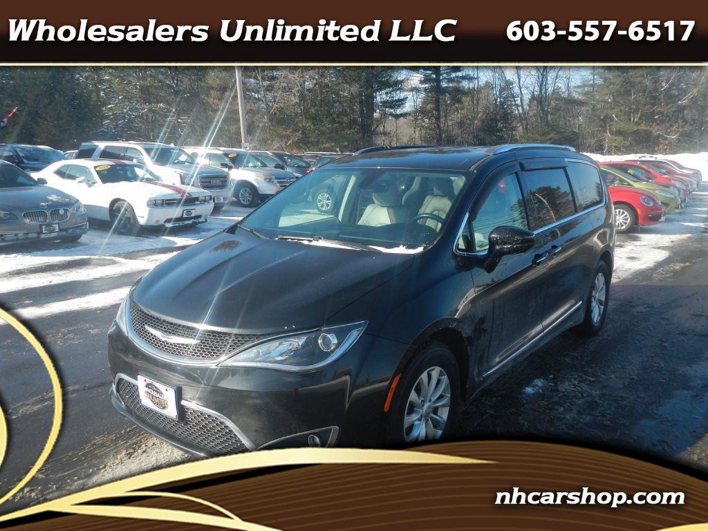 2018 Chrysler Pacifica Touring-L