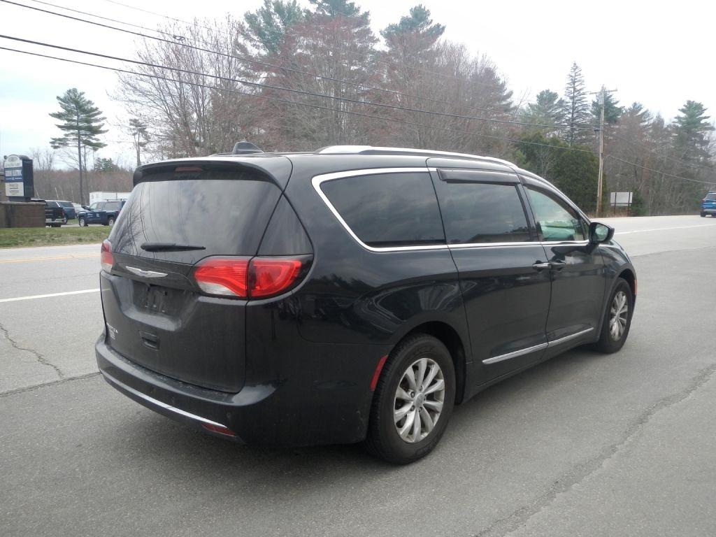 Chrysler Pacifica Touring-L 2018