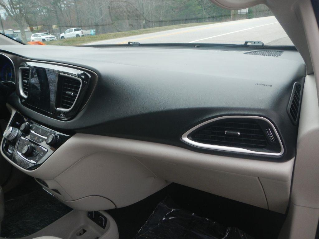 Chrysler Pacifica Touring-L 2018