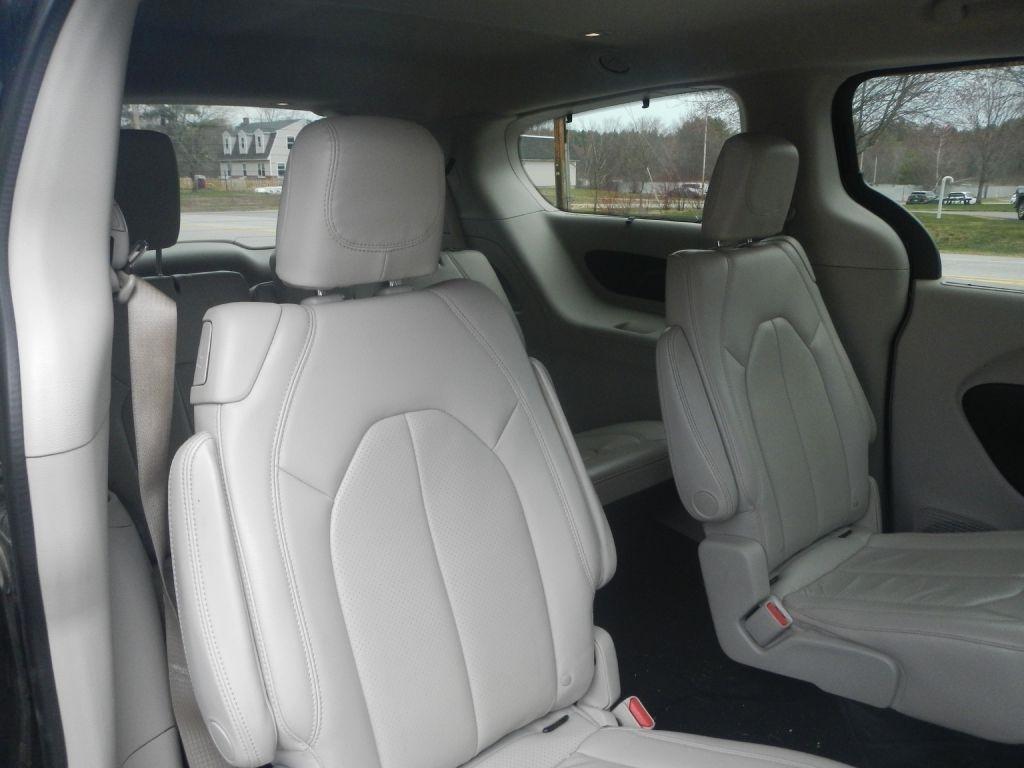 Chrysler Pacifica Touring-L 2018