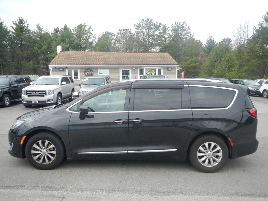 Chrysler Pacifica Touring-L 2018