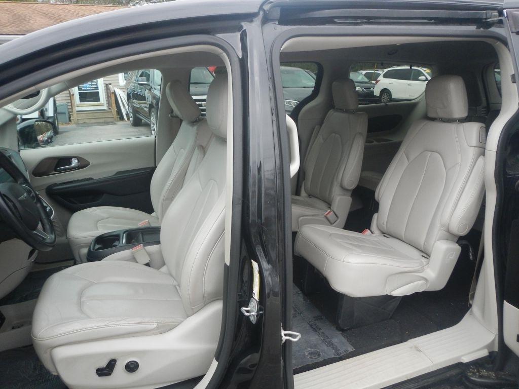 Chrysler Pacifica Touring-L 2018