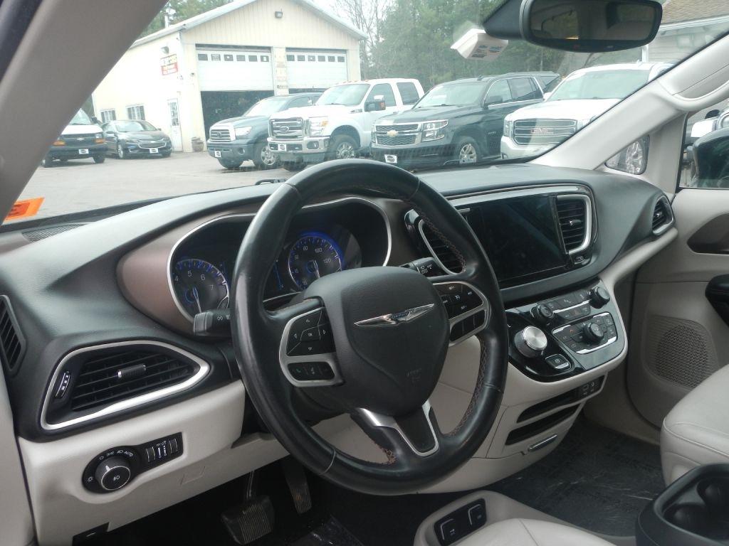 Chrysler Pacifica Touring-L 2018