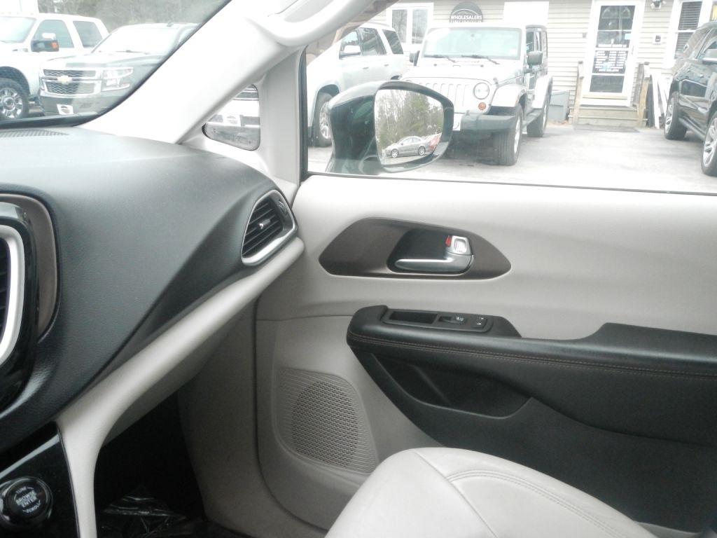 Chrysler Pacifica Touring-L 2018