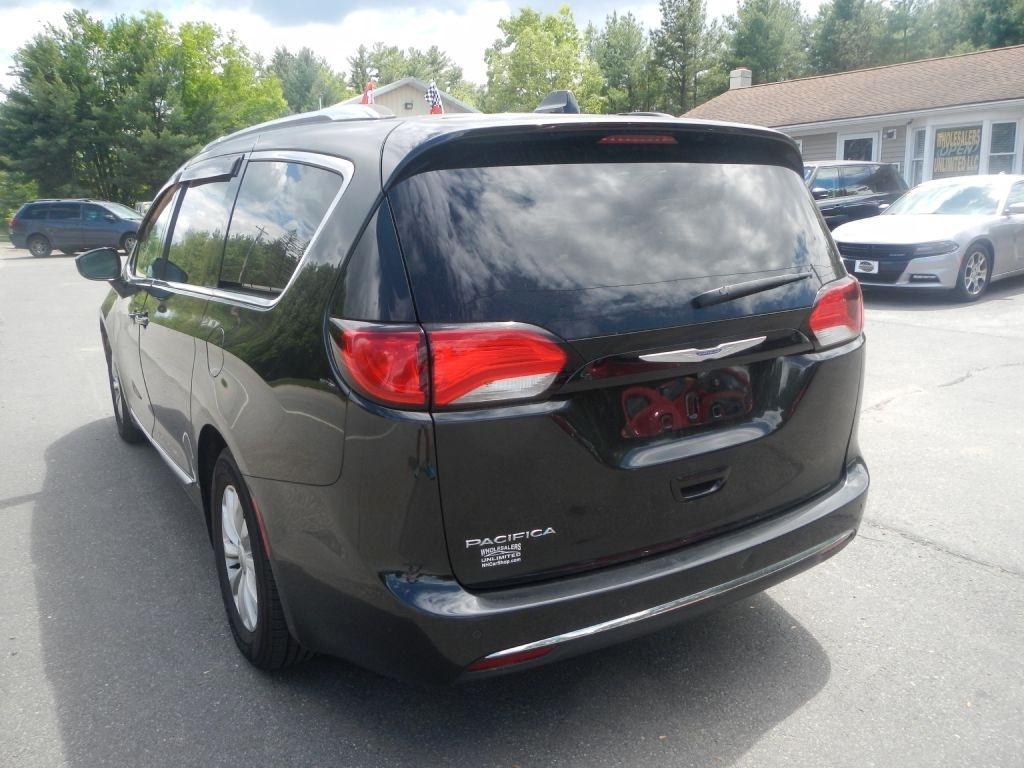 Chrysler Pacifica Touring-L 2018