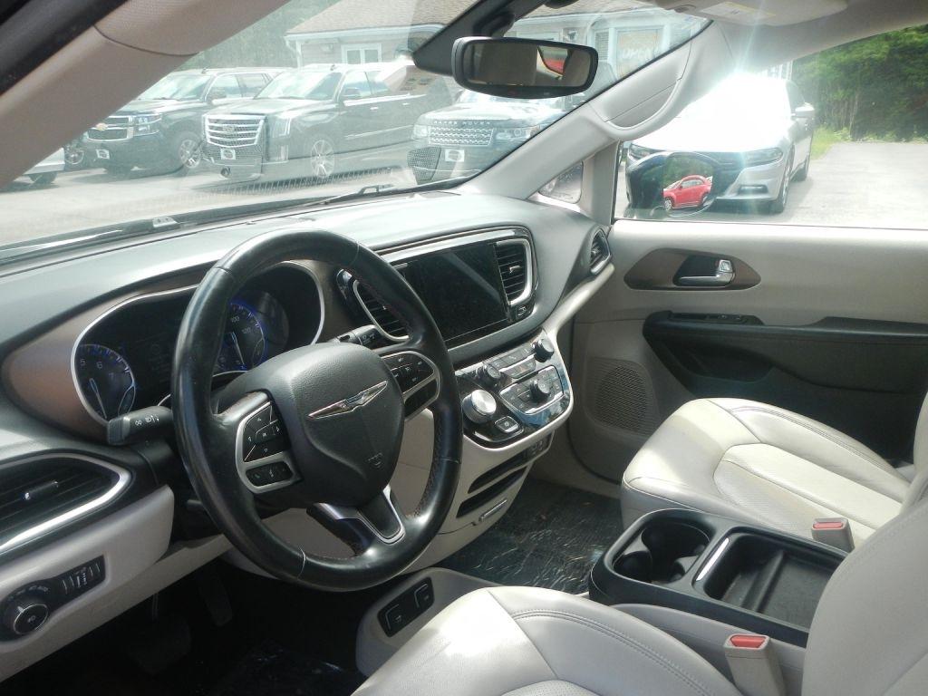 Chrysler Pacifica Touring-L 2018