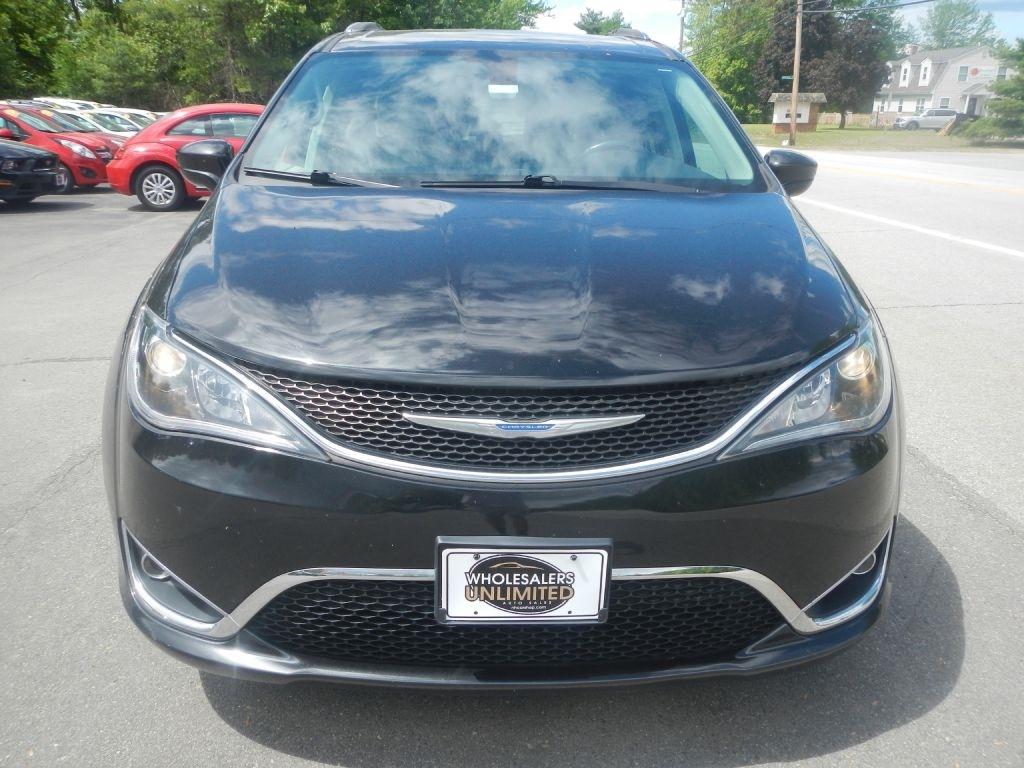 Chrysler Pacifica Touring-L 2018