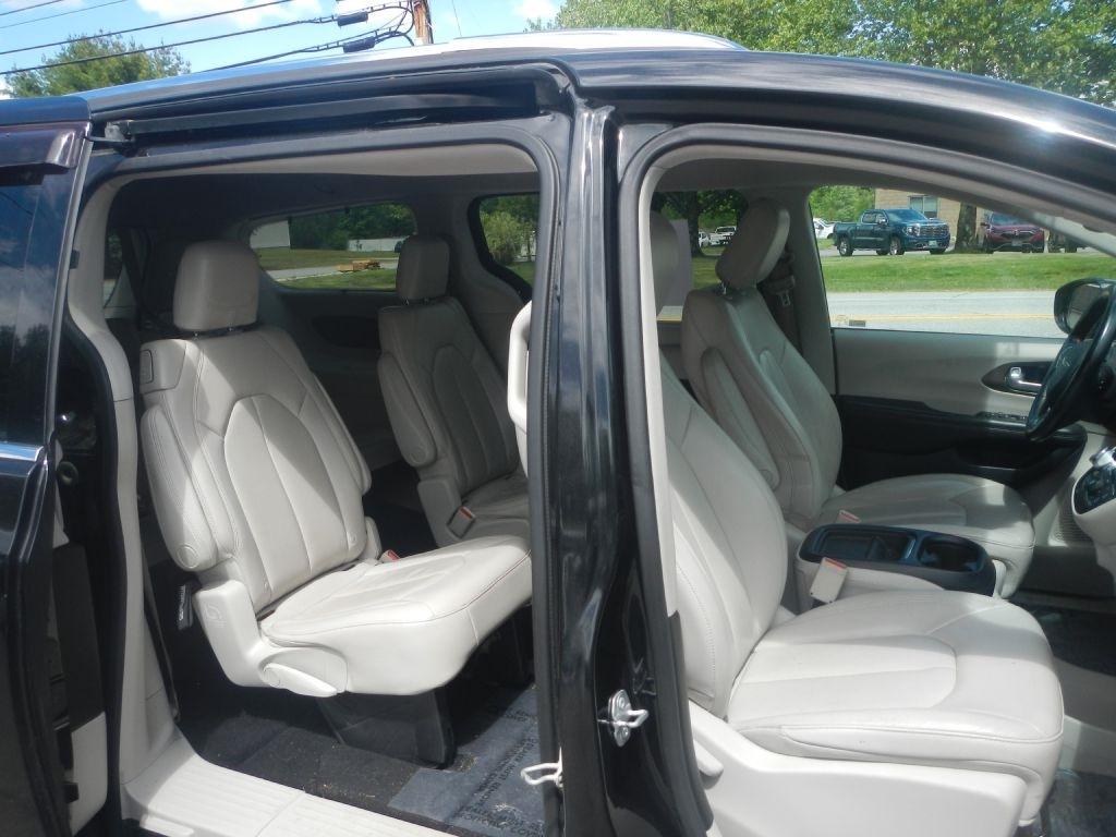 Chrysler Pacifica Touring-L 2018