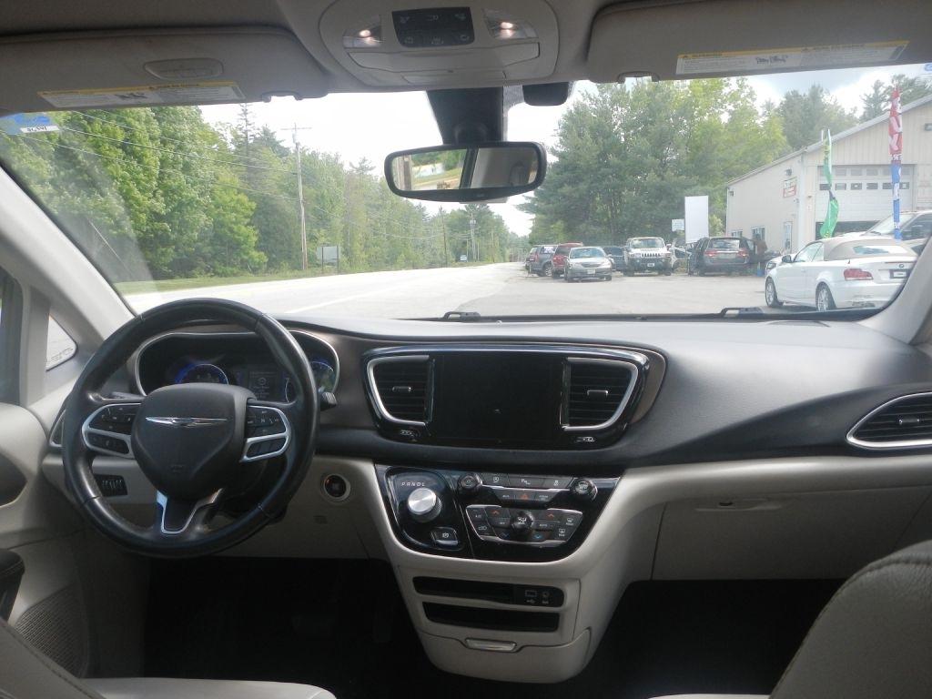 Chrysler Pacifica Touring-L 2018