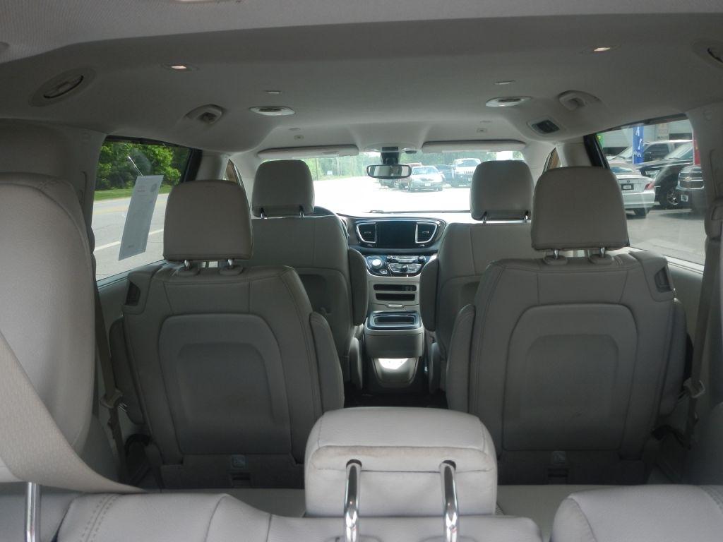 Chrysler Pacifica Touring-L 2018