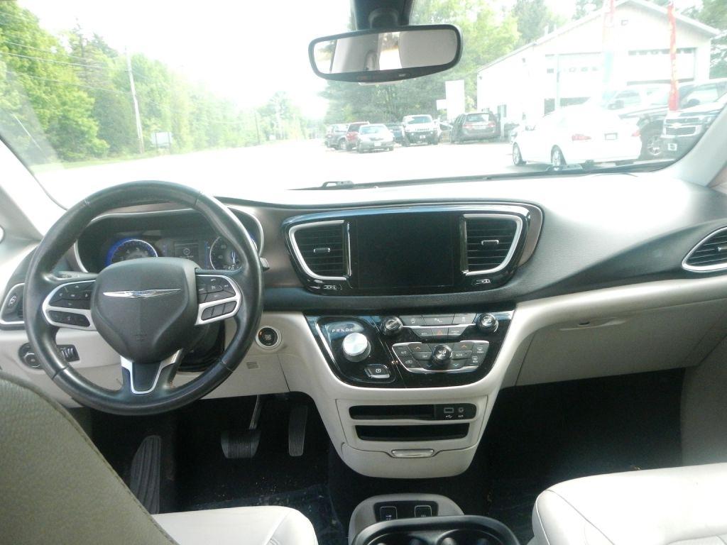 Chrysler Pacifica Touring-L 2018