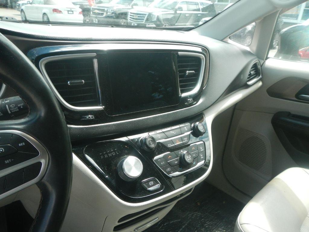 Chrysler Pacifica Touring-L 2018